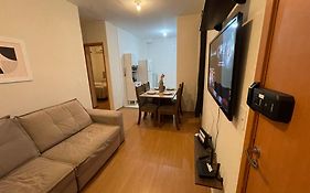 Apartamento No Centro Piscina 2Q C Ar E Garagem